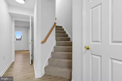 Entry Way - 55 Fuzzy Tail Dr, Ranson, WV 25438 photo 7 of 13