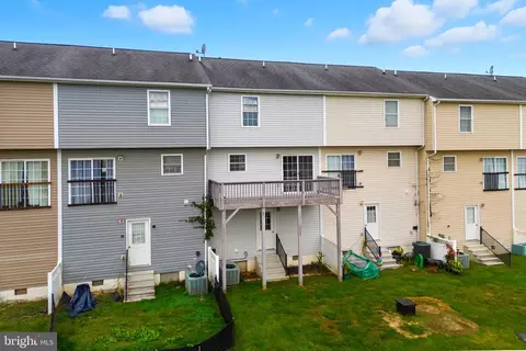 View/Area - 55 Fuzzy Tail Dr, Ranson, WV 25438 photo 1 of 8