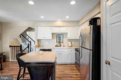 Kitchen - 1349 Mare St, Ranson, WV 25438 photo 3 of 4