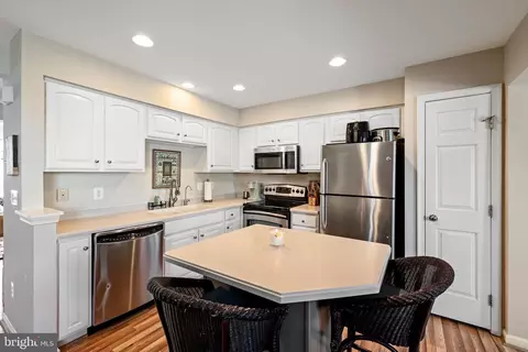 Kitchen - 1349 Mare St, Ranson, WV 25438 photo 2 of 4