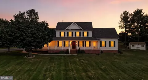 98 Foxhall Rd, Charles Town, WV 25414