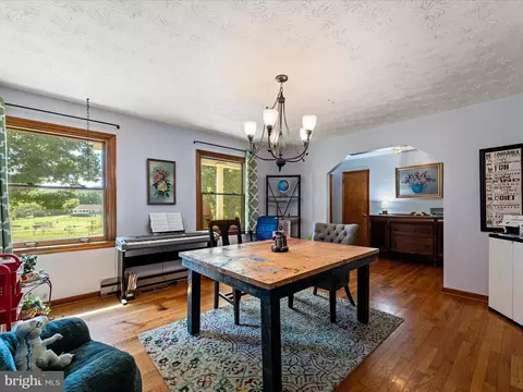 Dining - 116 Rehoboth Ln, Summit Point, WV 25446 photo 2 of 4