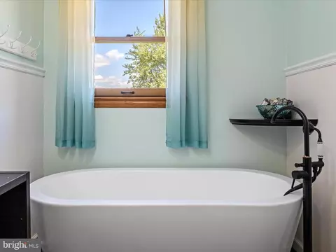 Bath - 116 Rehoboth Ln, Summit Point, WV 25446 photo 5 of 5