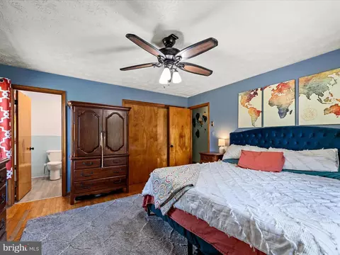 Bedroom - 116 Rehoboth Ln, Summit Point, WV 25446 photo 2 of 5
