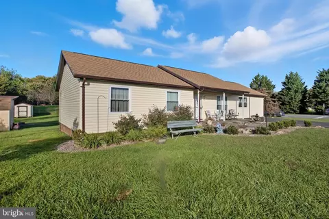 279 Patrick Henry Way, Charles Town, WV 25414