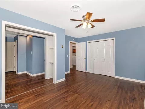 Bedroom - 21 Rock Spring Ln, Shepherdstown, WV 25443 photo 3 of 10
