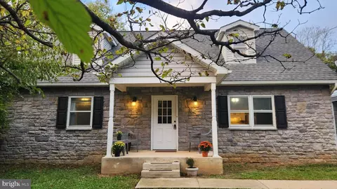 Exterior - 21 Rock Spring Ln, Shepherdstown, WV 25443 photo 1 of 10