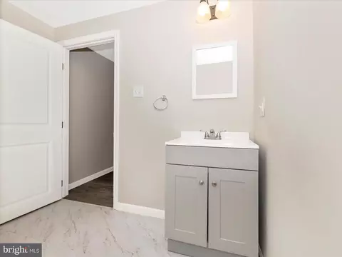 Bath - 21 Rock Spring Ln, Shepherdstown, WV 25443 photo 5 of 5