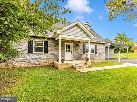 Exterior - 21 Rock Spring Ln, Shepherdstown, WV 25443 photo 3 of 10