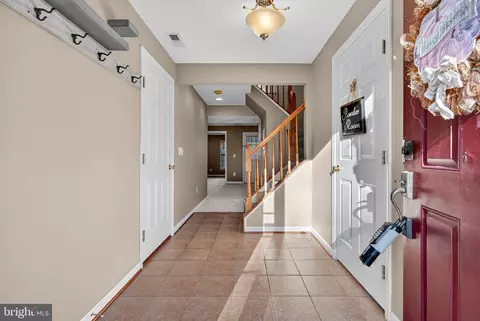 Entry Way - 1353 Mare St, Ranson, WV 25438 photo 3 of 7