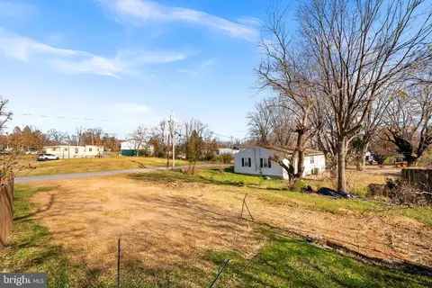 406 E 11th Ave, Ranson, WV 25438 photo 9