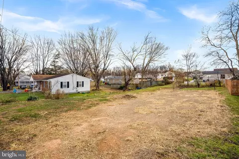 406 E 11th Ave, Ranson, WV 25438 photo 5