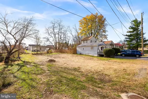 406 E 11th Ave, Ranson, WV 25438 photo 3