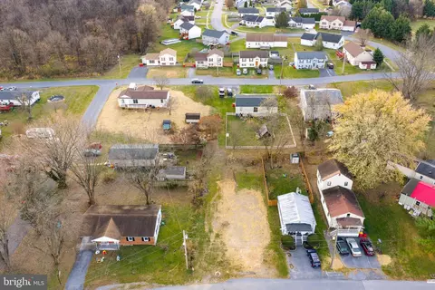 406 E 11th Ave, Ranson, WV 25438 photo 21