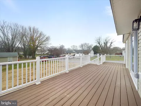Exterior - 415 E 10th Ave, Ranson, WV 25438 photo 5 of 6