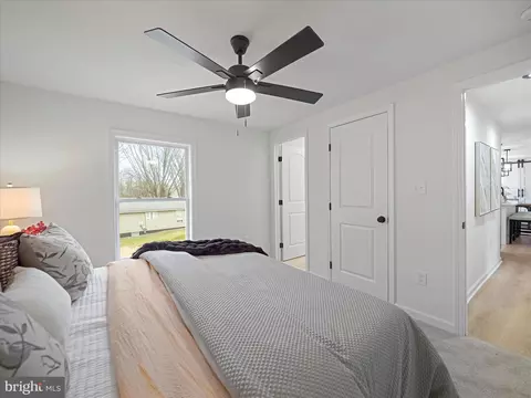Bedroom - 415 E 10th Ave, Ranson, WV 25438 photo 3 of 7