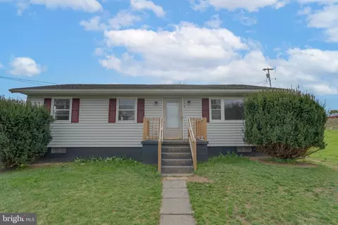 304 S Reymann St, Ranson, WV 25438
