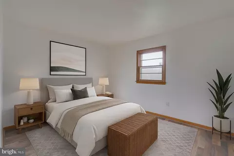 Bedroom - 304 S Reymann St, Ranson, WV 25438 photo 3 of 4