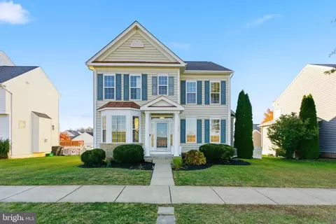 320 Braddock St, Charles Town, WV 25414