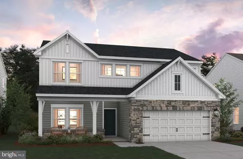 122 Thornton Ave, Ranson, WV 25438