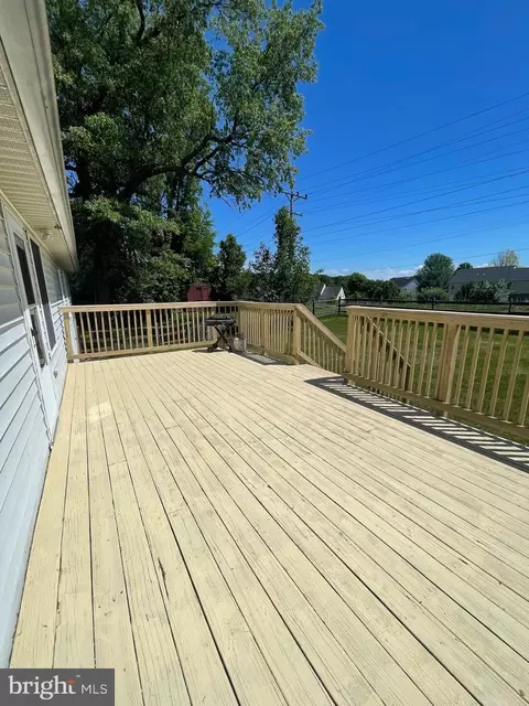Exterior - 99 Exeter Ct, Shepherdstown, WV 25443 photo 2 of 7