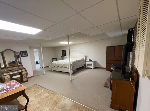 Bedroom - 99 Exeter Ct, Shepherdstown, WV 25443 photo 4 of 5