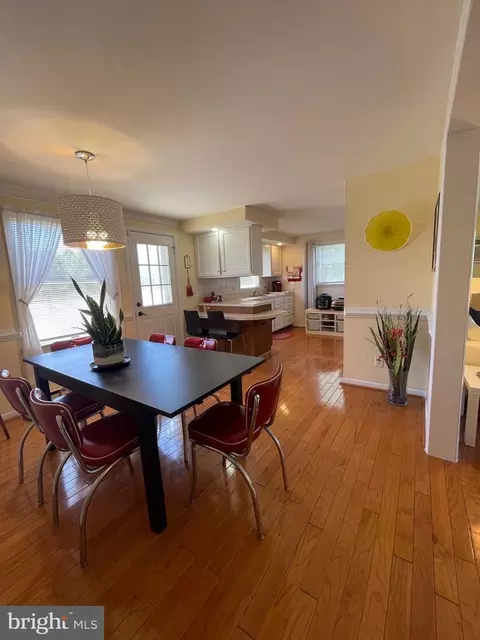 Dining - 99 Exeter Ct, Shepherdstown, WV 25443 photo 2 of 3