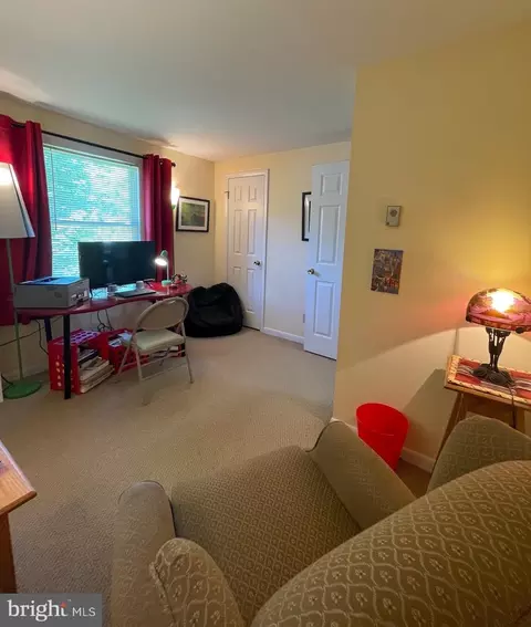 Bedroom - 99 Exeter Ct, Shepherdstown, WV 25443 photo 3 of 5