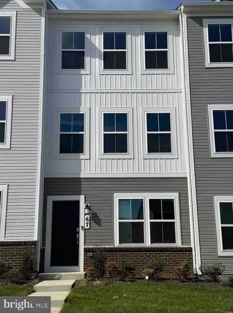 67 Rolling Branch Dr, Ranson, WV 25438