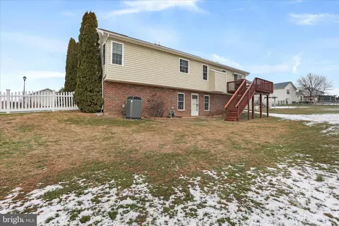 107 Briar Run Dr, Ranson, WV 25438 photo 32