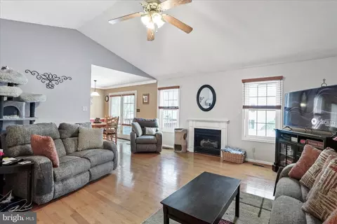 107 Briar Run Dr, Ranson, WV 25438 photo 7