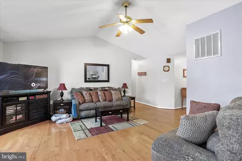 107 Briar Run Dr, Ranson, WV 25438 photo 8