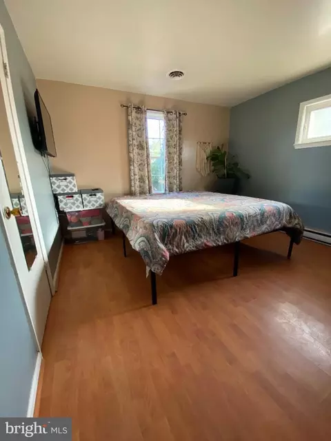 Bedroom - 32 Scott Dr, Shepherdstown, WV 25443 photo 6 of 7