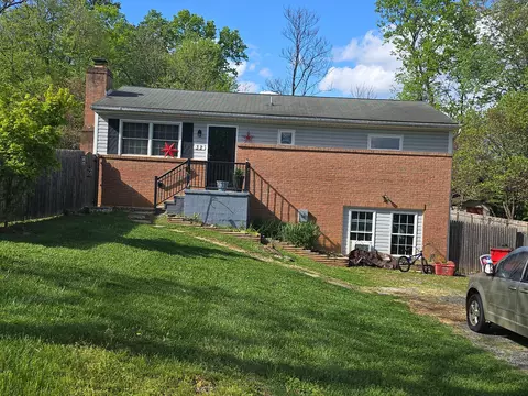 Exterior - 32 Scott Dr, Shepherdstown, WV 25443 photo 2 of 10