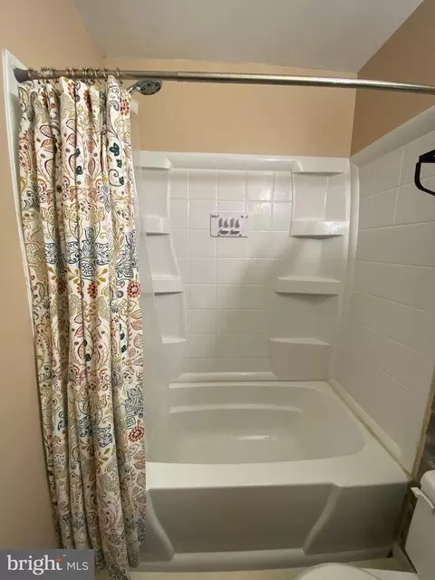 Bath - 32 Scott Dr, Shepherdstown, WV 25443 photo 2 of 2