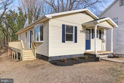 403 E German St, Shepherdstown, WV 25443