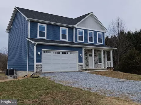 149 Pleasant Acres Ct, Kearneysville, WV 25430