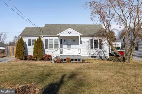 405 E 7th Ave, Ranson, WV 25438