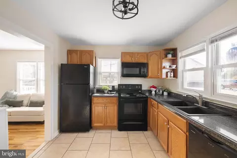 Kitchen - 405 E 7th Ave, Ranson, WV 25438 photo 2 of 2