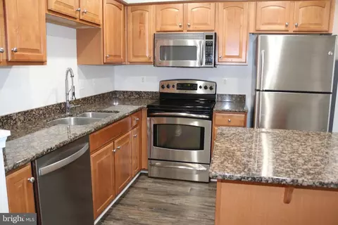 Kitchen - 1313 Steed St, Ranson, WV 25438 photo 2 of 2