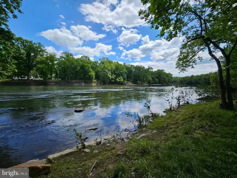 Bethany Lane, Charles Town, WV 25414