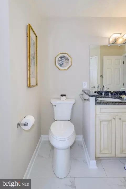 Bath - 73 Mcgregor Dr, Ranson, WV 25438 photo 6 of 6