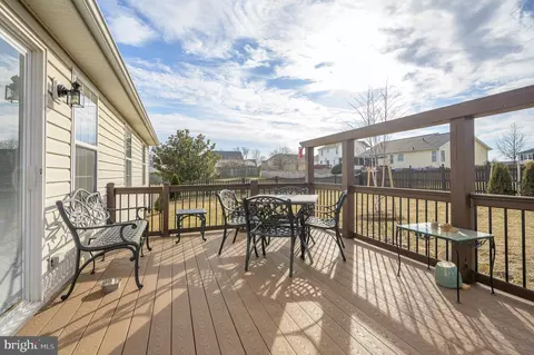 Exterior - 73 Mcgregor Dr, Ranson, WV 25438 photo 5 of 18