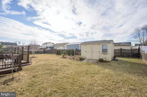 Exterior - 73 Mcgregor Dr, Ranson, WV 25438 photo 13 of 18