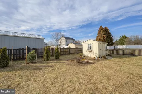 Exterior - 73 Mcgregor Dr, Ranson, WV 25438 photo 12 of 18