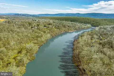 River Crest Road Road, Harpers Ferry, WV 25425