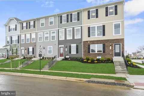 364 Anthem St, Ranson, WV 25438