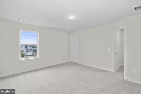 Bedroom - 124 Monroe Ave, Ranson, WV 25438 photo 3 of 6