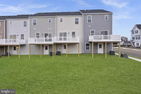 Exterior - 124 Monroe Ave, Ranson, WV 25438 photo 3 of 3