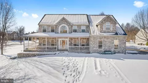 23 Green Meadow Cir, Shepherdstown, WV 25443